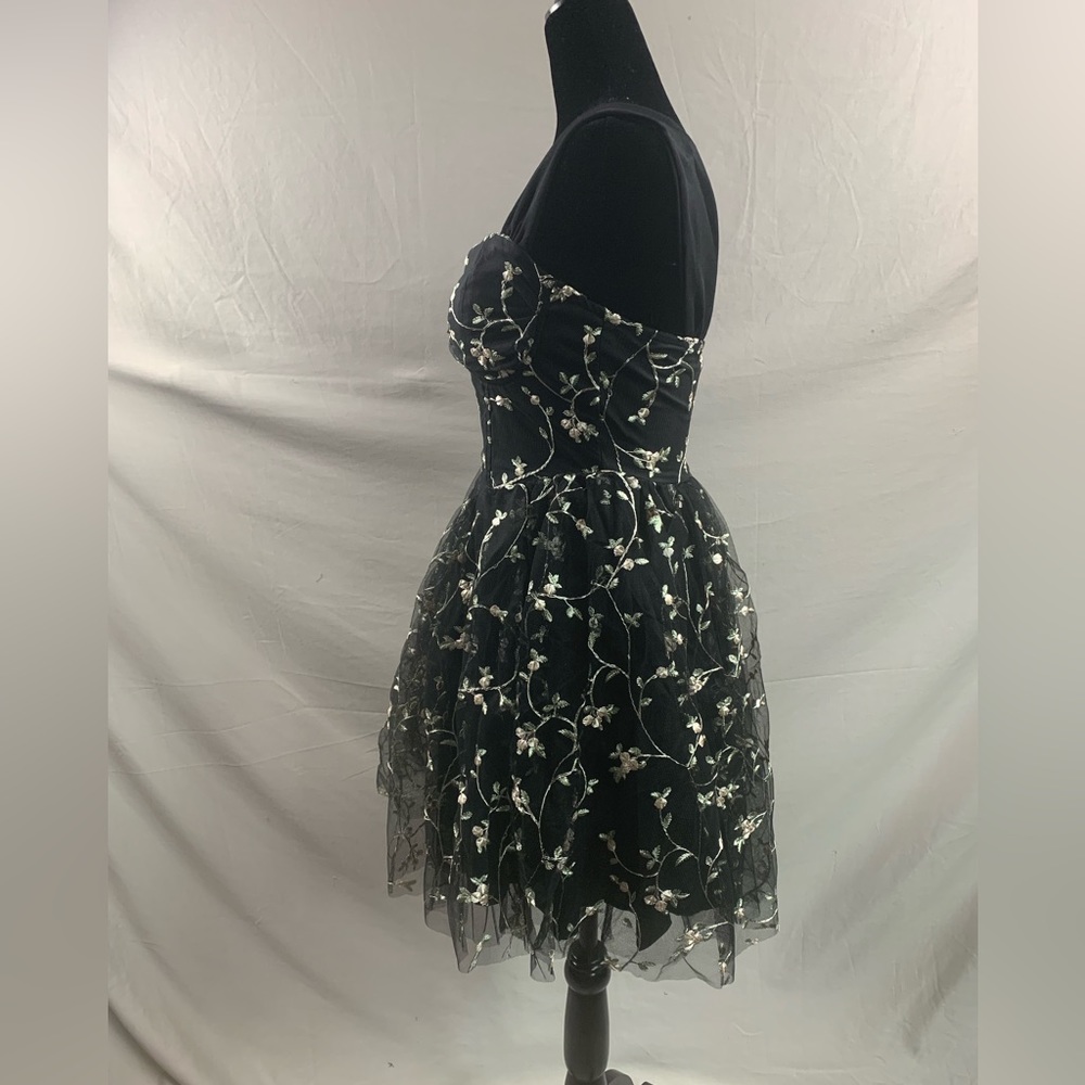 Floral Embroidery Mesh Overlay Cami Dress - Picture 9 of 10